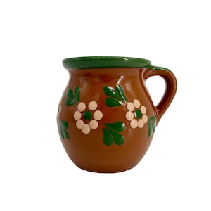 Classic Brown Jarrito Cup with Floral Pattern