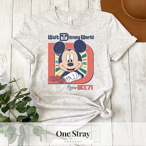 Vintage 1971 Mickey Centerpiece Camiseta / Camisa clásica Magic Kingdom, Disney Family 2024, Disney Trip Tee