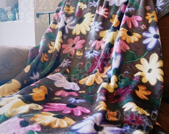 Surprise Song Piano Blanket Couch Throw Acoustic Set Floral Dopamine Decor Preppy Stuff Teenage Girl Gift Top Trending Items Vancouver N3