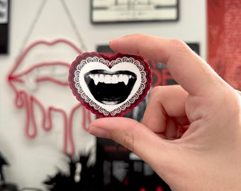 Pegatina Corazón Gótico de Vampiro, Papelería Alternativa