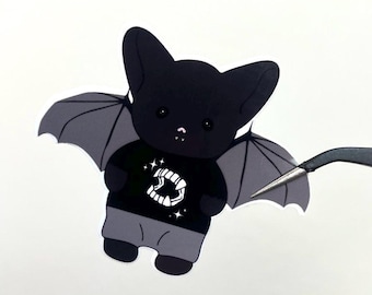 Pegatina de vinilo de criatura calicó de murciélago, ilustración atrevida, regalo gótico, salvaniano