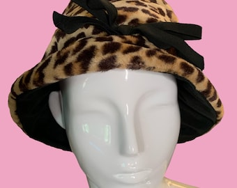 Vintage Leopard Print Bucket Hat - Velvet & Wool - Da-me  display picture 1
