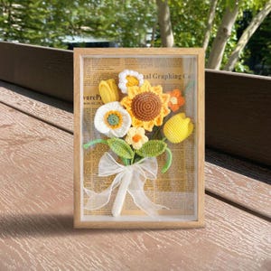 Handmade Crochet Flower in Frame, Mom Flower Shadow Box,Mom's Rose Frame Box,Birthday Flower Gift Box for Mom Grandma Nana,Gifts for teacher