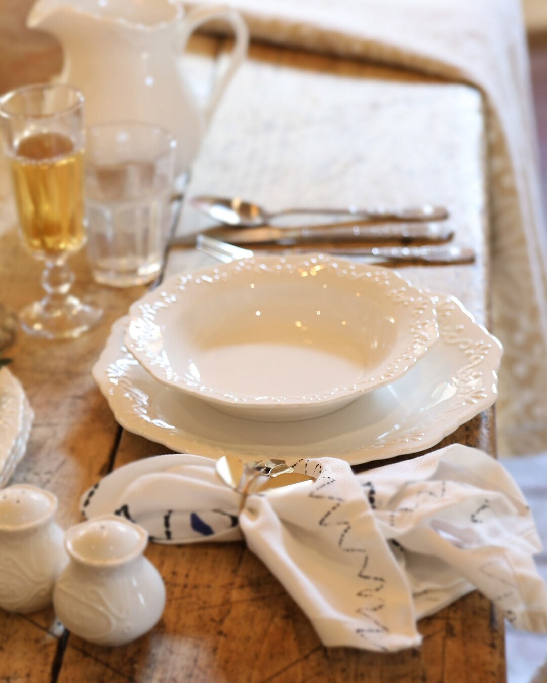 set-of-6-french-style-dinner-plates-vintage-style-dinner-plates