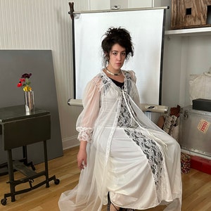 1980s peignoir and nightgown set