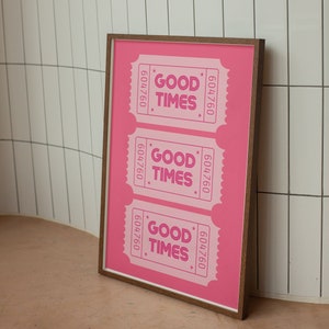 Retro Pink Ticket Wandkunst, Trendy Printable für Bar Cart, Pink Ticket Print, Good Times Print, College Wohnheime, adrettes Dekor, Retro Bar Cart