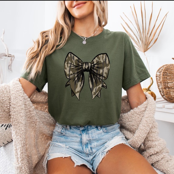 Camo Bow T-Shirt: Women's Duck Hunting Tee