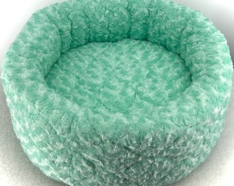 Luxury Minky Donut Beds Solid  2