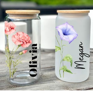 Personalized Birth Flower Coffee Cup, Personalized Iced Coffee Cup, Custom Bridesmaid Proposal Gift Birth Flower Glass Tumbler. Wedding Gift