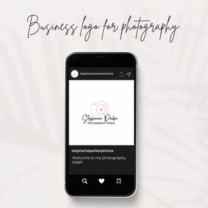 Customizable photography logo template in Canva