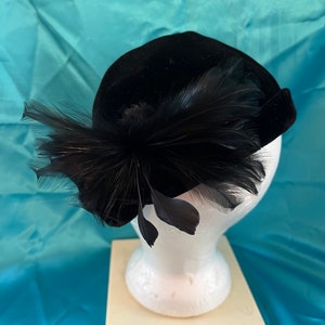 Velvet Pillbox Hat With Feathers - Etsy display picture 1