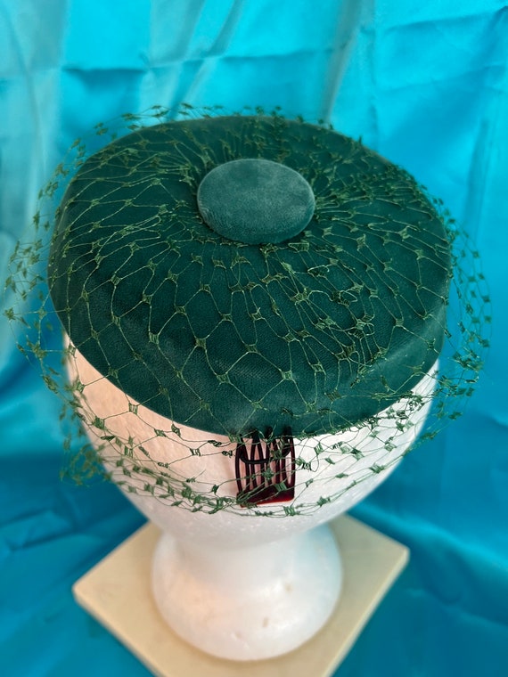 Vintage elegant Kreegers New Orleans “The Hat Stan