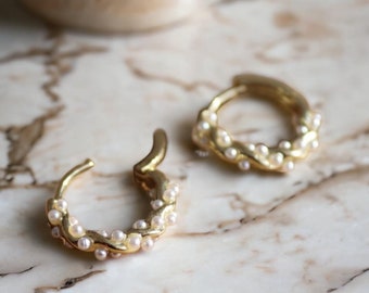 Gold Plated Minimalist Geometric Twisted Pearl Hoop Earrings - Silver Delicate Dainty Wedding Earrings - Perfect gift - Christmas gift