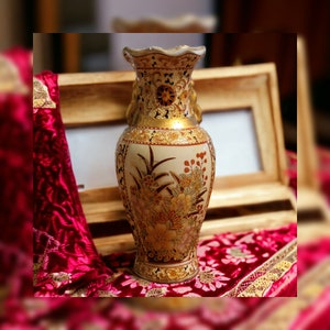 Vintage Hand-painted Ceramic Asian Style Decorative Vase