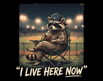 Camiseta PNG de mapache para campo de béisbol, diseño de camiseta de viaje para softbol, gráfico de béisbol para mamás y niños, camiseta divertida de mapache para la escuela secundaria