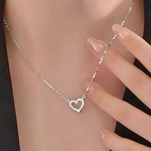 Diamond Heart Necklace, Dainty Necklace, Minimalist Jewelry, Bridesmaid Necklaces, Diamond Heart Pendant, Small Silver Heart Necklace