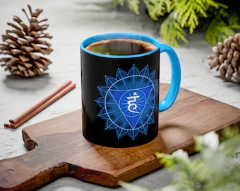 喉のチャクラマグ | コミュニケーションと表現のためのブルーチャクラコーヒーカップ | ヨガと瞑想のマグ | ボヘミアン風ホームデコレーション | ヨガのギフト