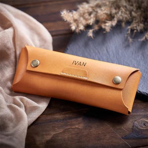 Astuccio portapenne vintage in pelle di mucca per uomo, astuccio portapenne in vera pelle per studenti con fibbia, regalo per lei