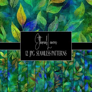 Könnte beinhalten: Eine digitale Sammlung von 12 nahtlosen Mustern mit dem Titel Ethereal Leaves. Das Design zeigt eine lebendige Anordnung von grünem, blauem und gelbem Laub mit detaillierten Blattadern vor einem texturierten, tief petrolfarbenen Hintergrund.
