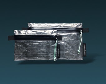 Dyneema Zip Bag | 1oz DCF | Ultralight | Water repellent | Wallet | Cosmetic bag | Organizer | Bio Based | different sizes