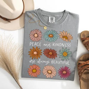 Transferts dtf Peace and kindness prêt à presser, film direct, transfert de t-shirt, DTF tendance, rétro, DTF positivité