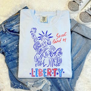 Transferencia DTF retro "Dulce Tierra de la Libertad", transferencia DTF gráfica del 4 de julio, transferencia DTF patriótica, transferencia DTF lista para imprimir del 4 de julio