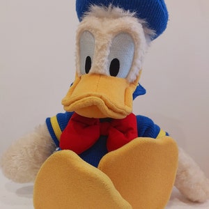 Vintage early 2000s Disney Donald duck collectible
