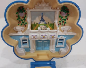 Collectible 1990 bluebird polly pocket Fifi in Paris vintage complete set