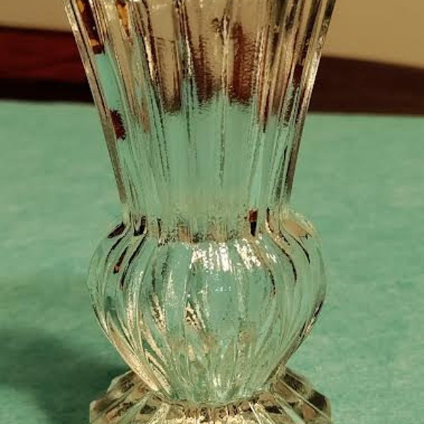 Sweet Vintage 4" tall Ribbed Glass Vase