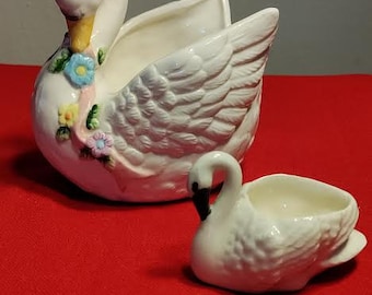 Ceramic Swan Pair – Vintage Inarco Thailand, Small Handmade Swan
