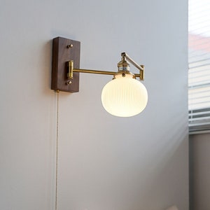 Nordic Macaron Style Plug-In Wall Light Fixture – Retro-Inspired Bedside Lighting with Elegant Ceramic Design