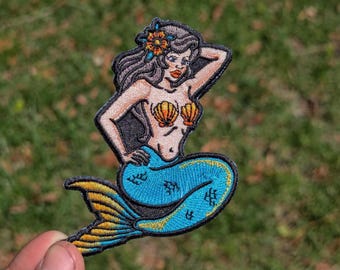 Pin-up Mermaid Morale Patch 4"
