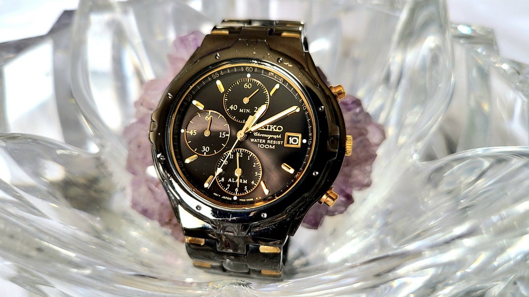 black and gold seiko watches