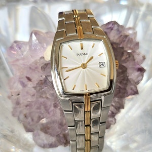 Vintage Women's Pulsar Date Watch VX89-X041 Silver /Gold Tone Band