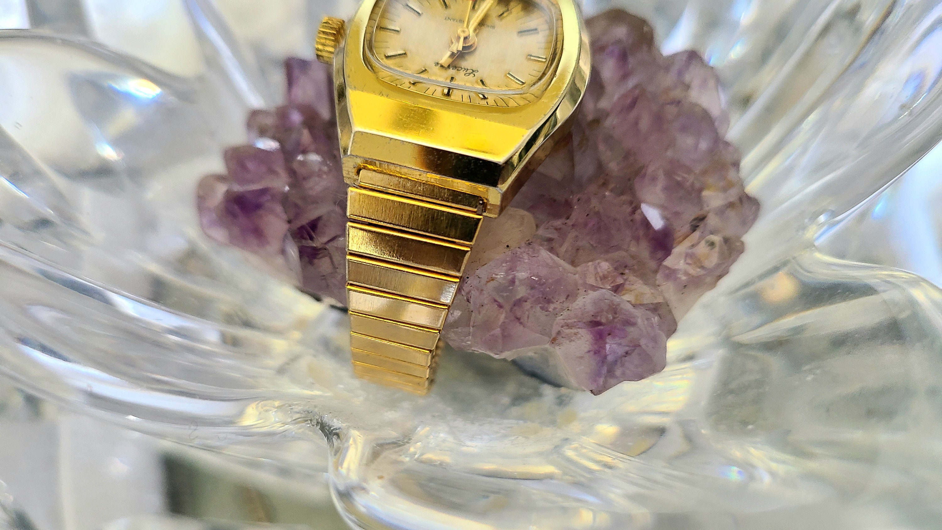 Vintage Lucerne Mechanical Wind Gold Tone Women
