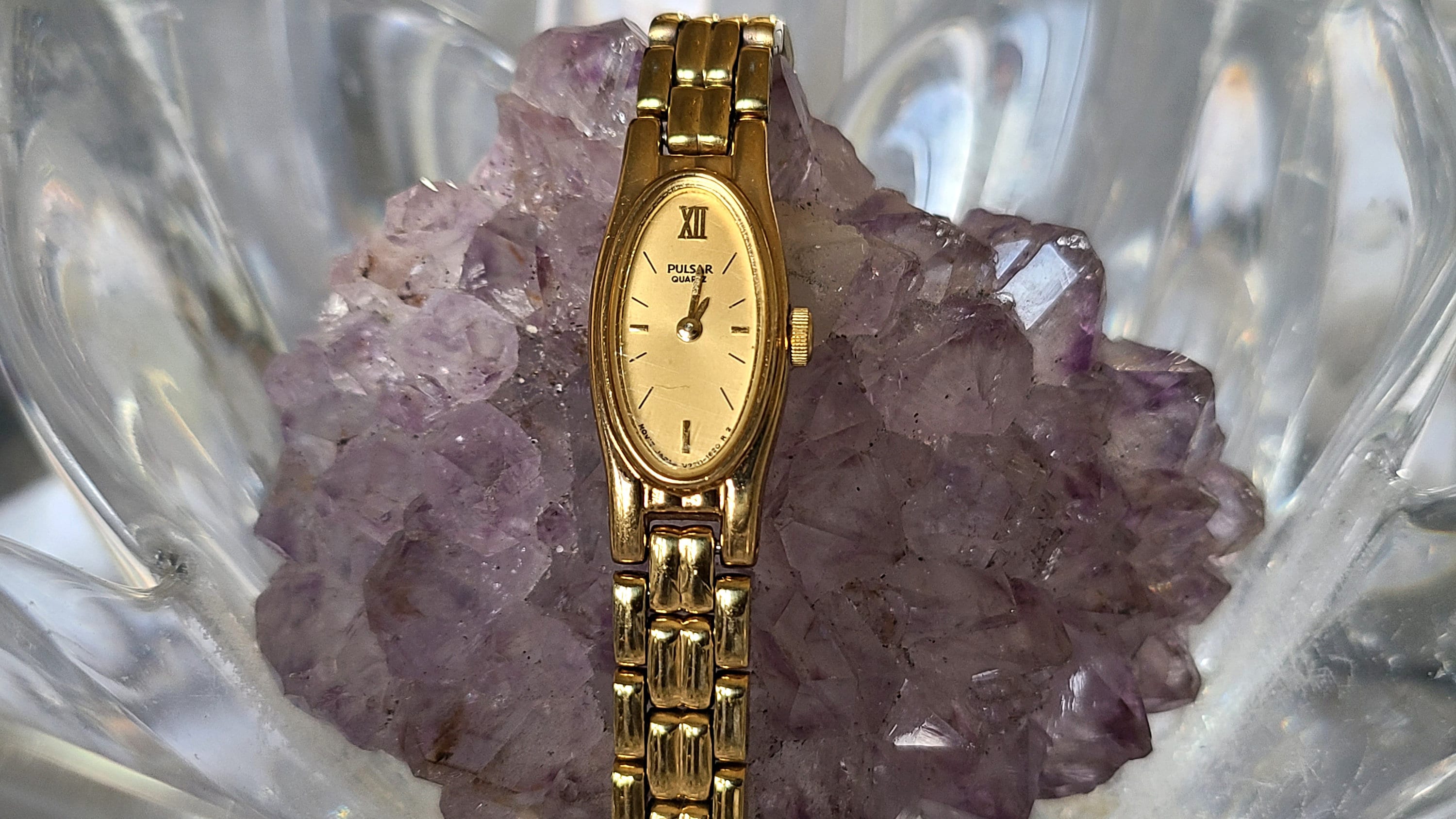 Pulsar by Seiko Petite Gold Tone Stainless V220-6190 Women's