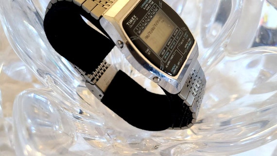 Vintage 1980s Timex M451 GMT Chronograph Alarm Digital Watch World
