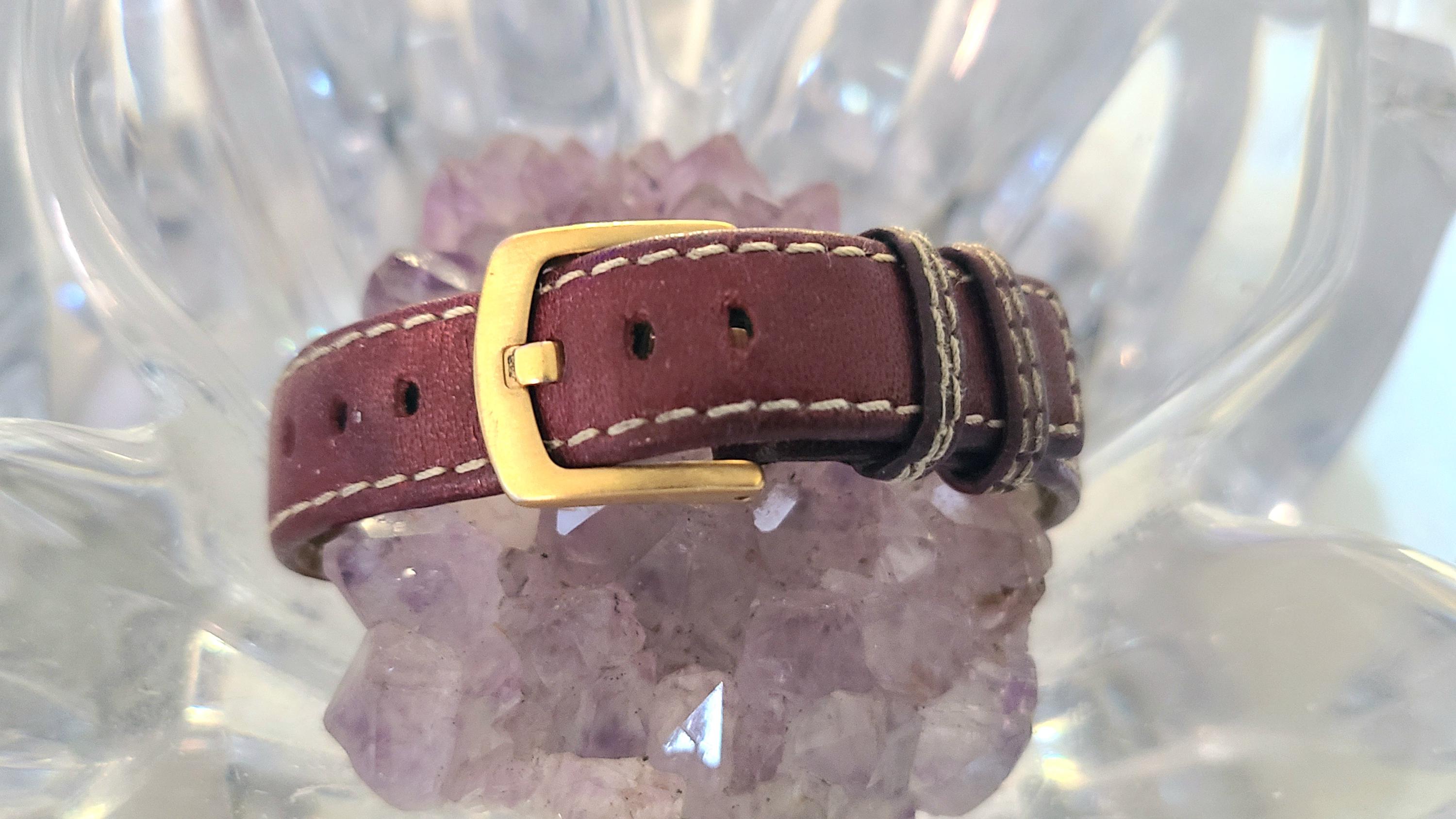 Ecclissi Vintage Gold Tone Watch: Red Dial, White Leather 