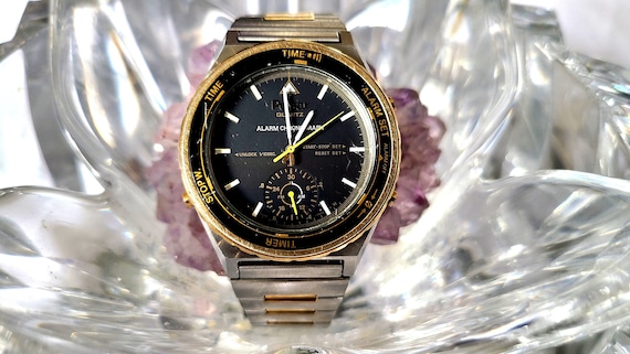 Vintage Pulsar Watch Men Gold- Silver Tone V600-7000 Alarm  display picture 3