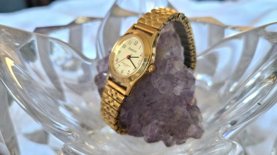 Vintage Armitron Quartz Gold Tone Women's Wrist w… - image 2