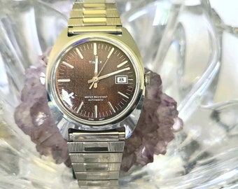 Timex Viscount 1977, wasserfeste automatische Herren-Armbanduhr mit braunem Denim-Zifferblatt