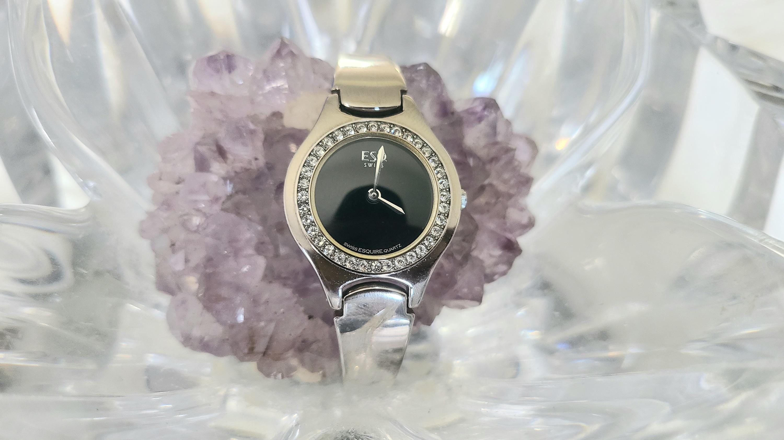 Vintage ESQ Womens Silver Tone 18mm Black Tank Watch 6.5\