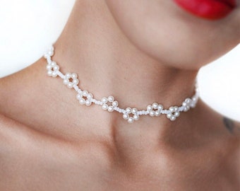 Beaded Flower Choker | Elegant Handmade Daisy Necklace | Perfect Gift for Women