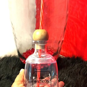 パトロン風カスタムボトルカップ / ストローは付属しません | ユニークなギフト | パーティーの記念品