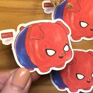 スーパーヒーロー ピッグ 防水ビニールステッカー; マーベル ポケモン キャラクターにインスパイアされた