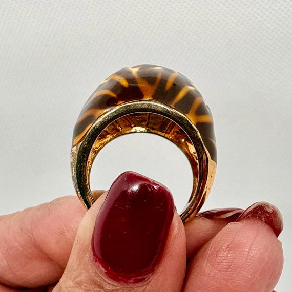 Tortoiseshell Resin Statement Ring, Gold Tone Boh… - image 2