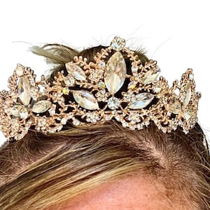 Vintage Blush Rose Gold Rhinestone Bridal Tiara Crown with Veil Loops Wedding, Quinceañera, Pageant Headpiece, Bridal Crown for Veil, Bride