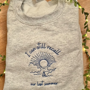 Unser letzter Sommer besticktes Sweatshirt Von Mamma Mia inspirierter bestickter Rundhalsausschnitt Bild 6