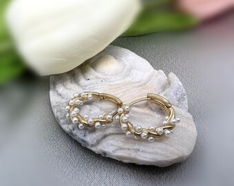 Fresh Water Pearl Huggie Hoops Earrings, Perfect Wedding Earrings, Gift for Friends