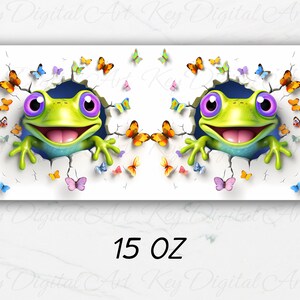 K&ouml;nnte beinhalten: Ein gr&uuml;ner Frosch mit lila Augen schaut aus einer rissigen wei&szlig;en Wand. Der Frosch l&auml;chelt und hat seine Zunge herausgestreckt. Um den Frosch herum befinden sich bunte Schmetterlinge. Der Text "15 OZ" ist unter dem Bild gedruckt.